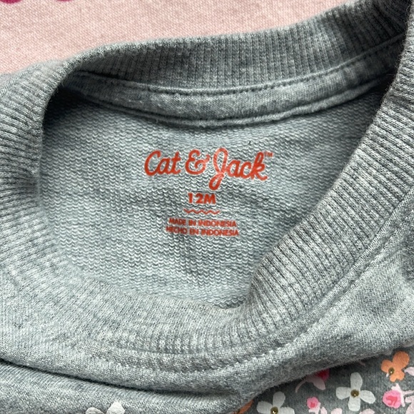 12M✨Fleece Jacket + Sweatshirt Bundle - Picture 6 of 9